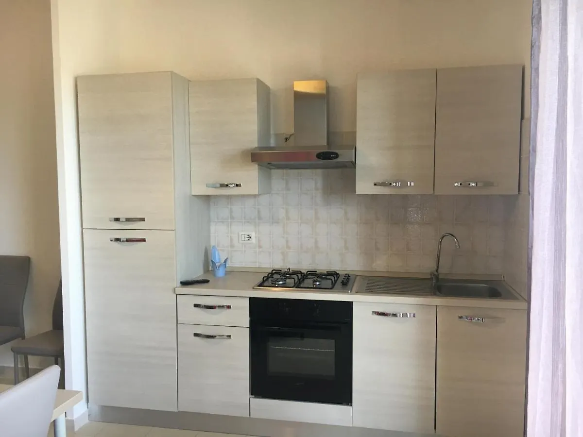 Apartman Home Orfeo Giardini Naxos